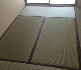 畳の表替えをした後の和室